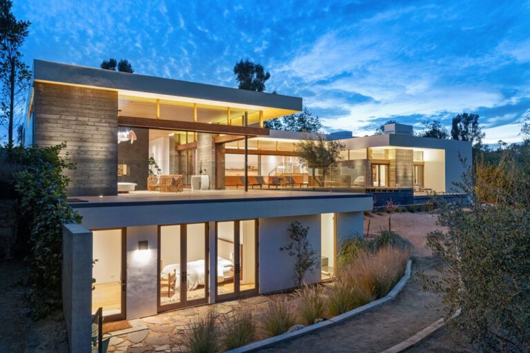 A Brand-new Contemporary Home of Exceptional Tranquility in Malibu hits the Market for $19,450,000