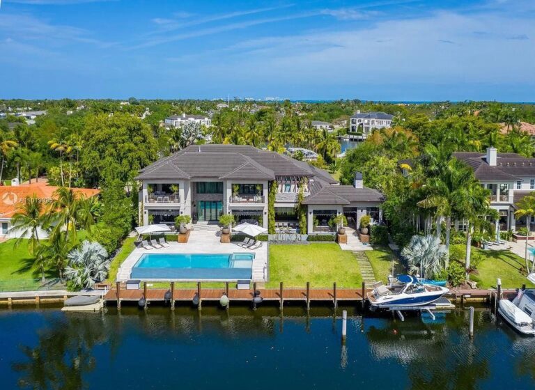 A Dream Classic Contemporary Waterfront Home in Coral Gables aims for $17,500,00