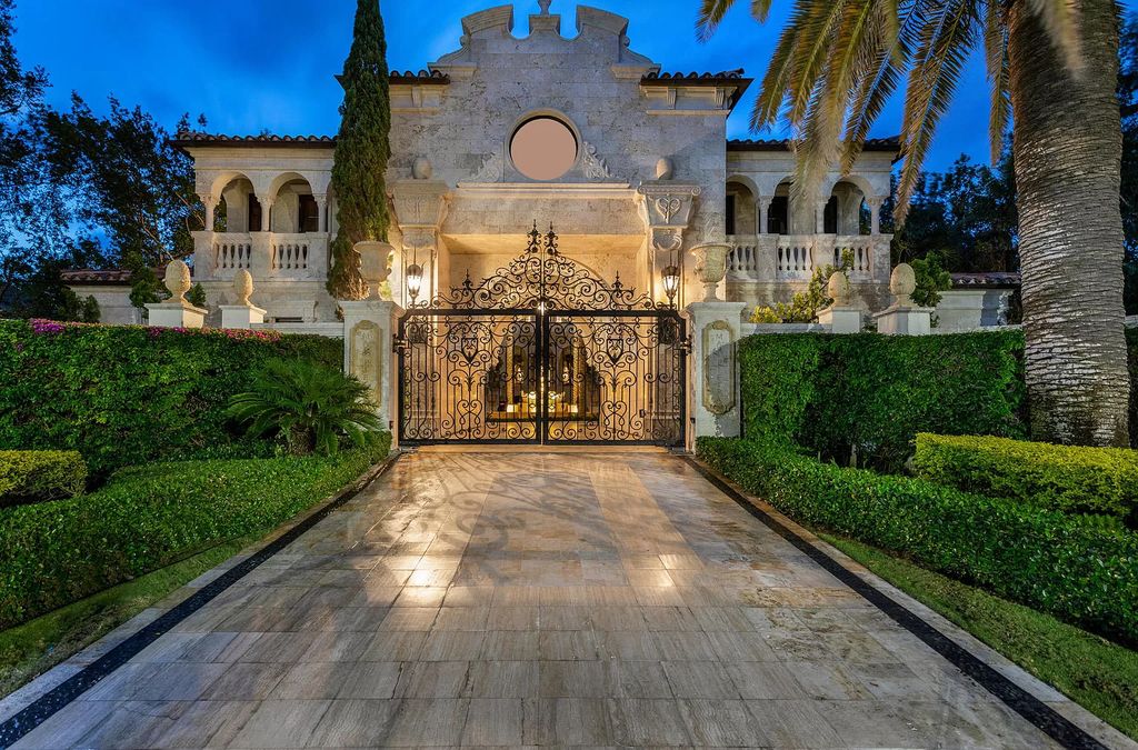 A-Palazzo-inspired-Ultra-Luxury-Mansion-in-Delray-Beach-asking-for-59995000-17