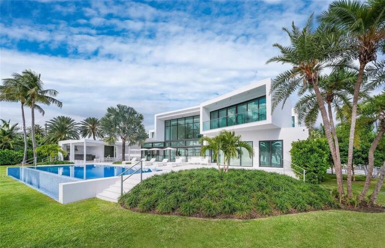 A Truly Amazing Modern Mansion in Miami Beach hits Market $42,500,000