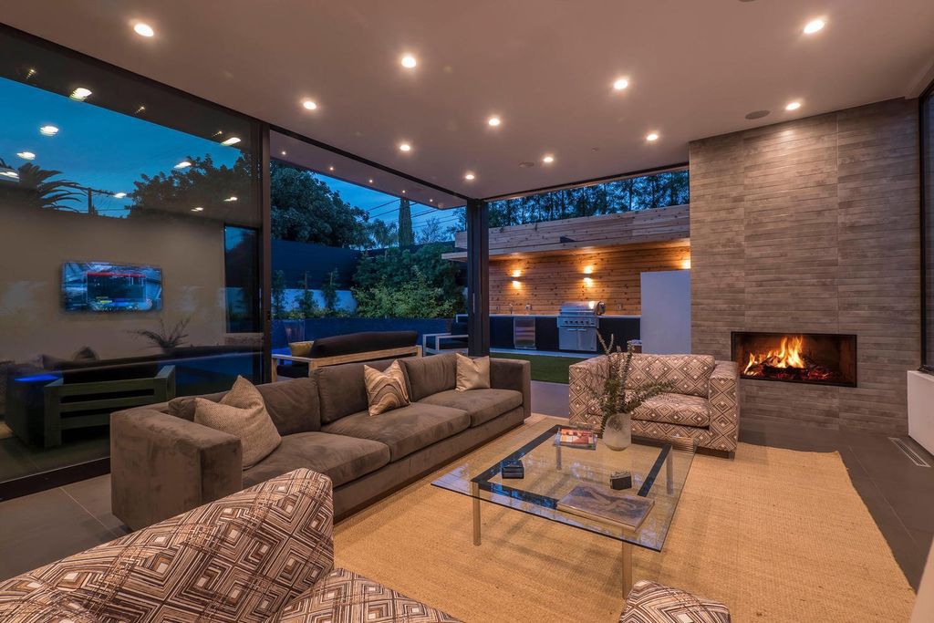 Architectural Newly home with over the top features in Los Angeles