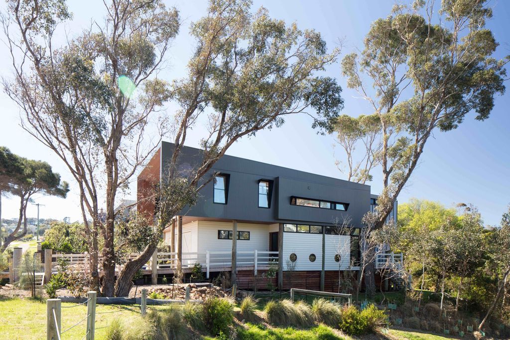 Beautiful-Mornington-Beach-Houses-in-Melbourne-by-Habitech-Systems-5