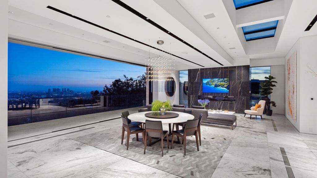 Brand-New-World-Class-Beverly-Hills-Mansion-hits-Market-for-65000000-25