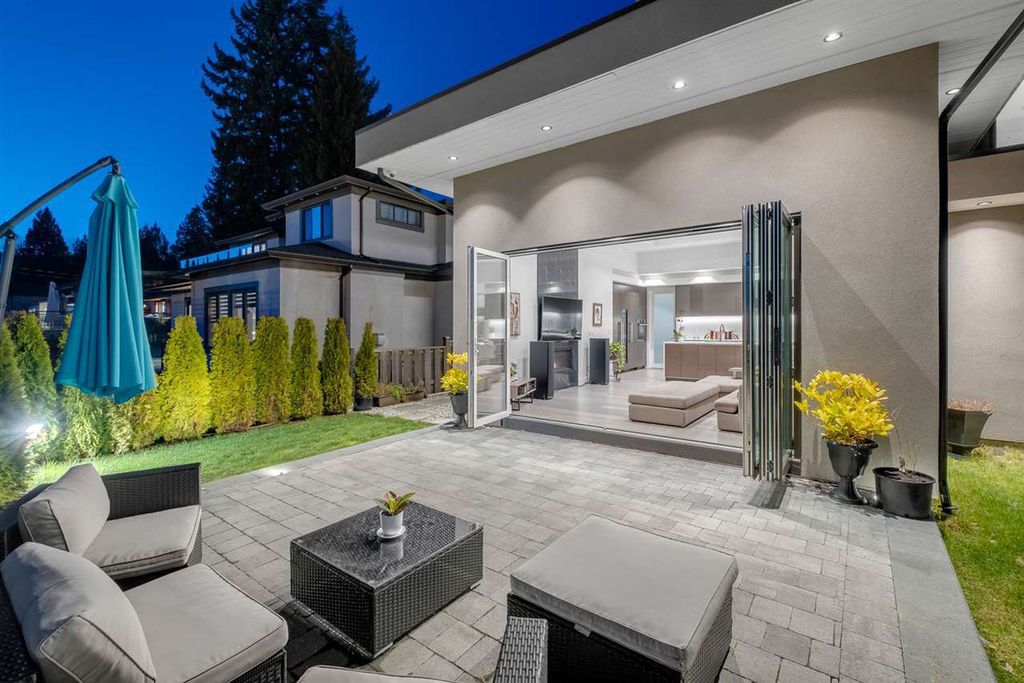 Convenient, Contemporary Brand-new Home built by Marble Construction (13)