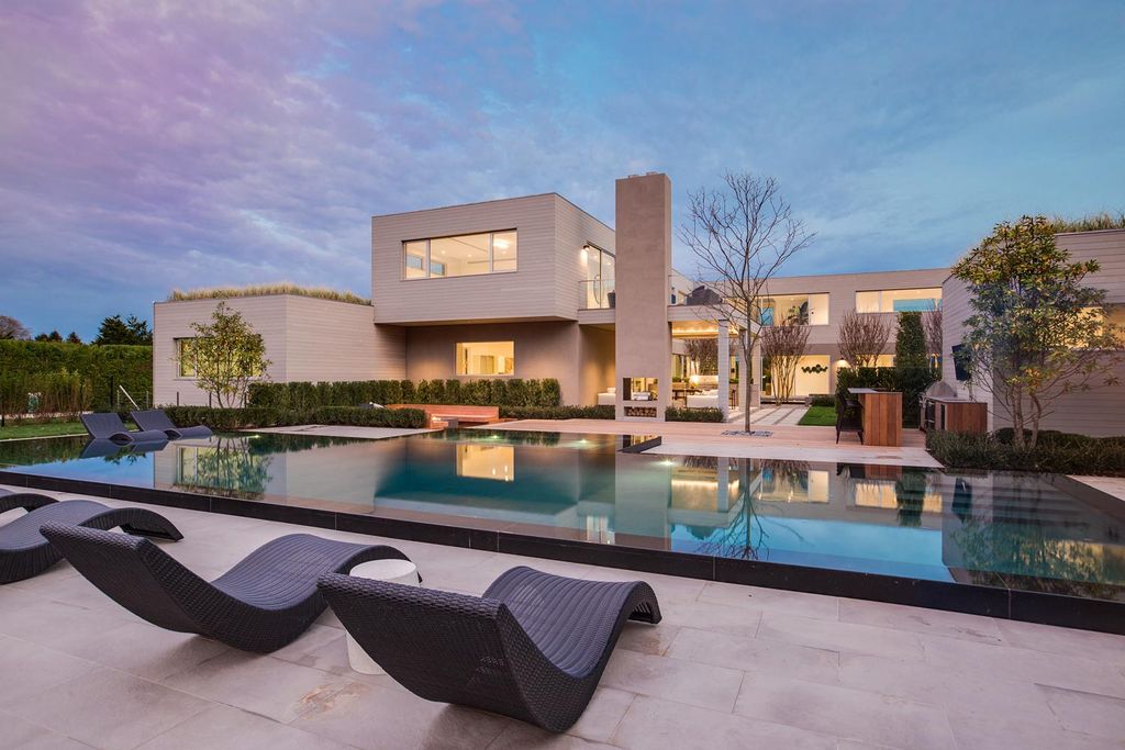 Exclusive-Unparalleled-Mansion-in-Las-Vegas-Built-by-Merlin-Custom-Home-Builders-12