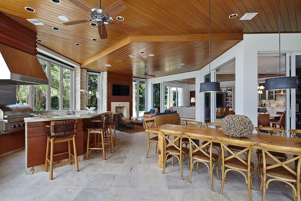 Extraordinary-and-Unique-Contemporary-Home-in-Boca-Raton-aims-for-11495000-14