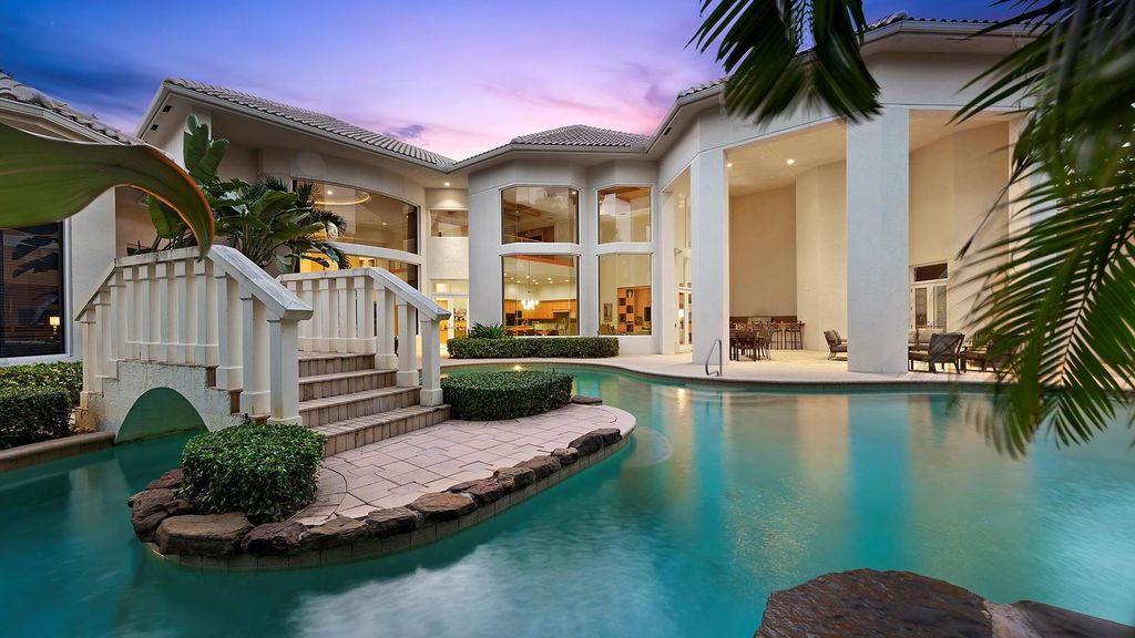 Impeccably Exotic Tropical Residence in Palm Beach Gardens, Florida