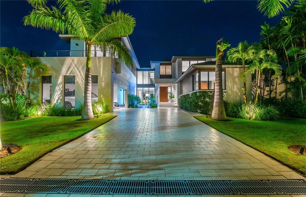 The Bal Harbour Contemporary Home is a beautifully designed estate with high end finishes marble and wide plank wood floors throughout now available for sale. This home located at 237 Bal Cross Dr, Bal Harbour, Florida; offering 7 bedrooms and 7 bathrooms with over 5,000 square feet of living spaces.