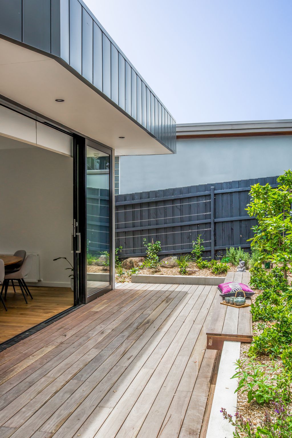 Kew East House, a House Embraces Nature & Suburbia By Jost Architects