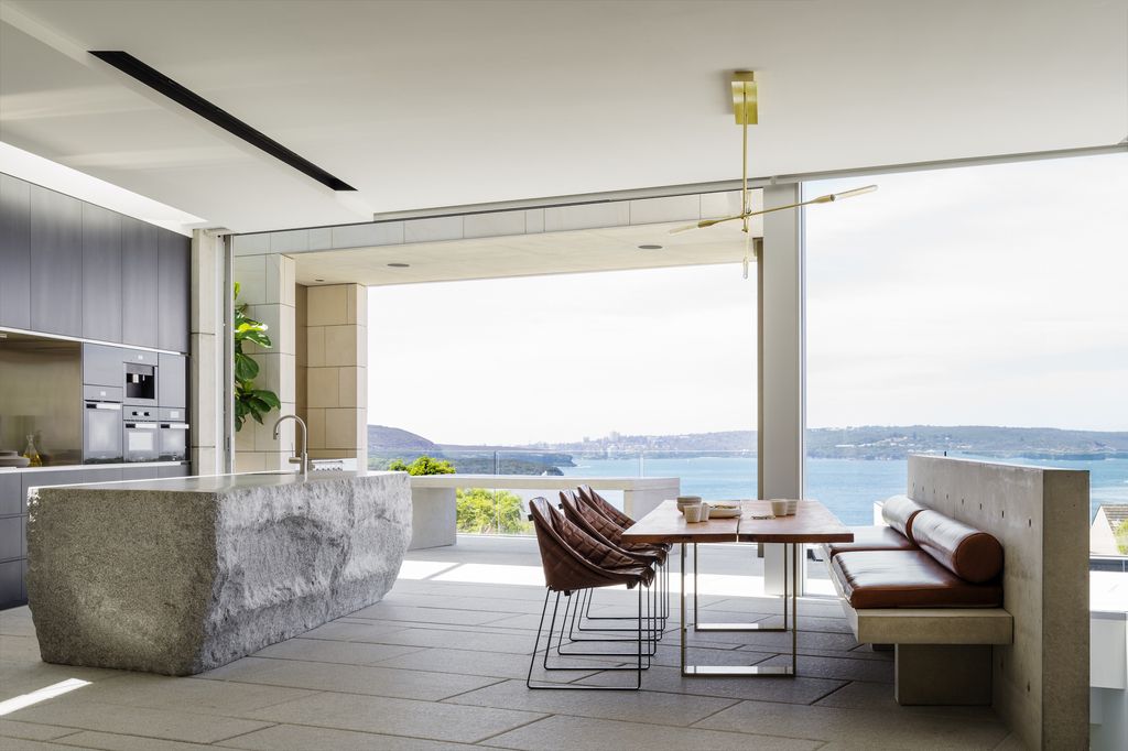 Luxurious Design and Full view of Sydney Harbor with Mosman by SAOTA