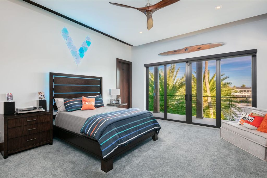 Magnificent-Balinese-Inspired-Contemporary-Mansion-in-Florida-asking-for-24995000-29