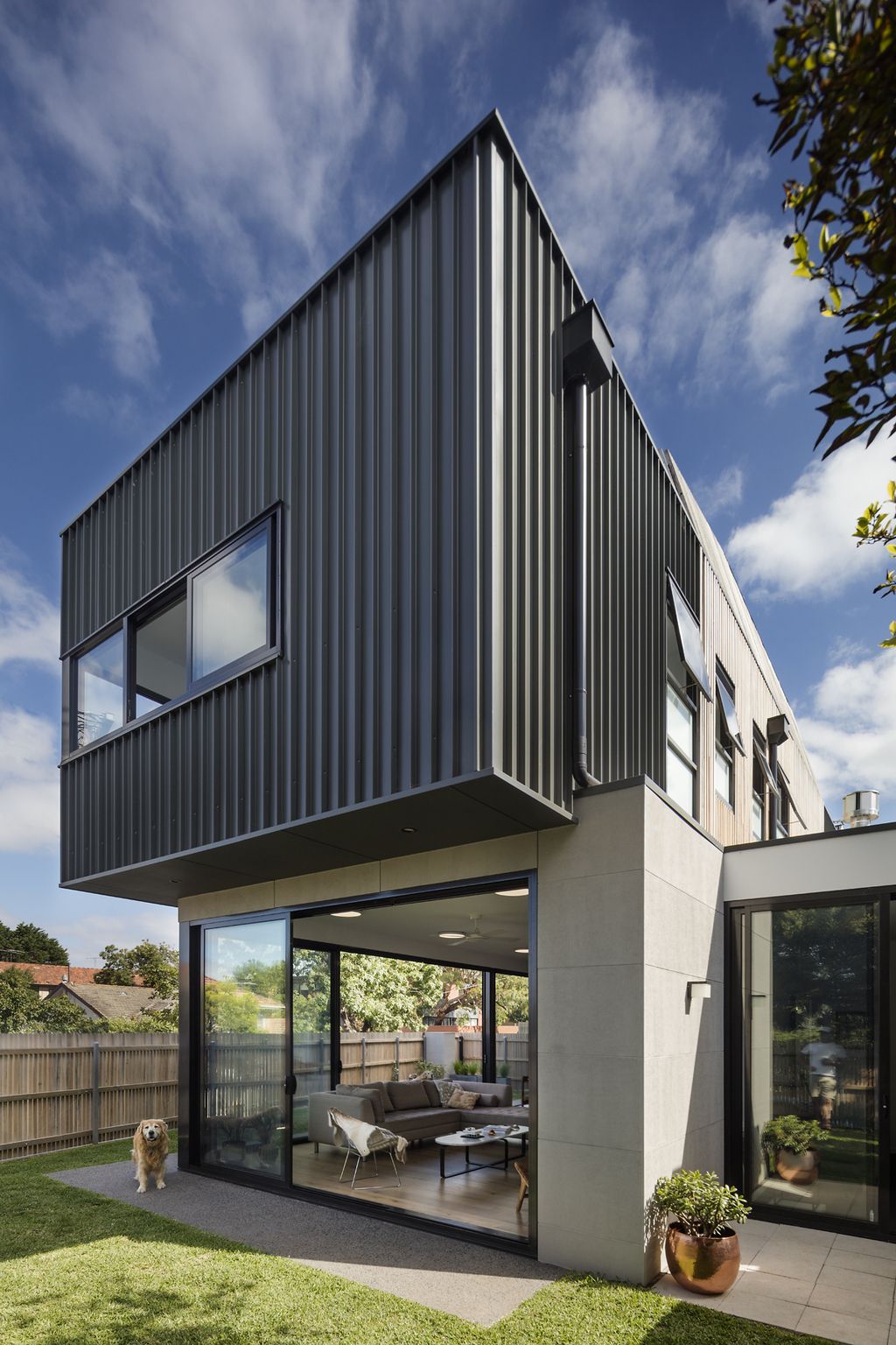 Prominent-Presence-of-St-Kilda-East-Townhouses-by-Jost-Architects-7