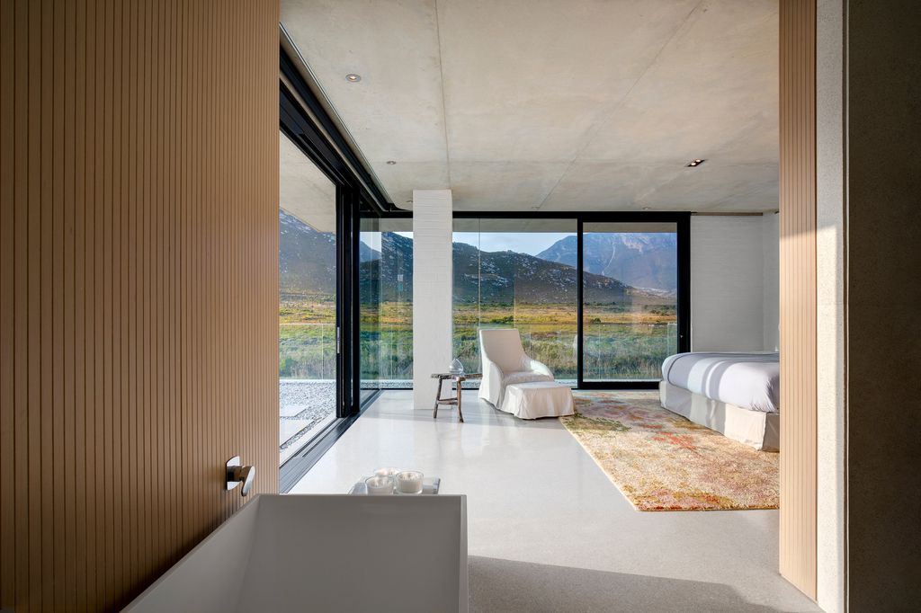 Restio River House, a Sophisticated Family Holiday Home by SAOTA