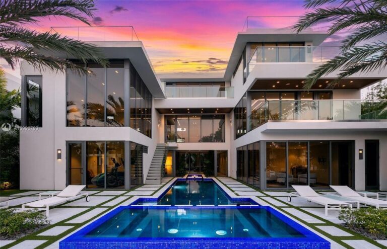 Sleek Art meets Architecture in this $5,990,000 Minimalist Modern Fort Lauderdale Home