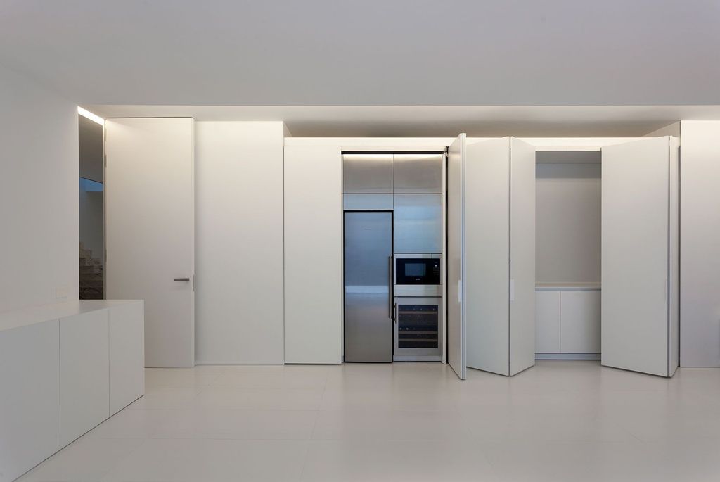 The Modern Two-storey Aluminum House by Fran Silvestre Arquitectos