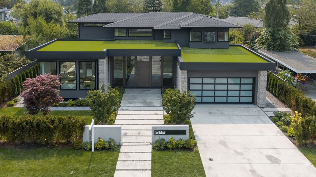 The Mountain View Villa in North Vancouver built by award winning Marble Construction