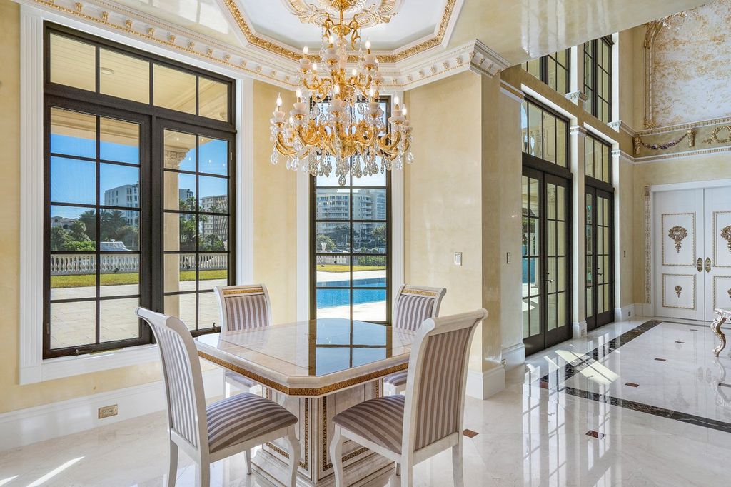 This-11500000-Spectacular-Florida-Mansion-in-Classic-Venetian-Style-is-a-true-Work-of-Art-14