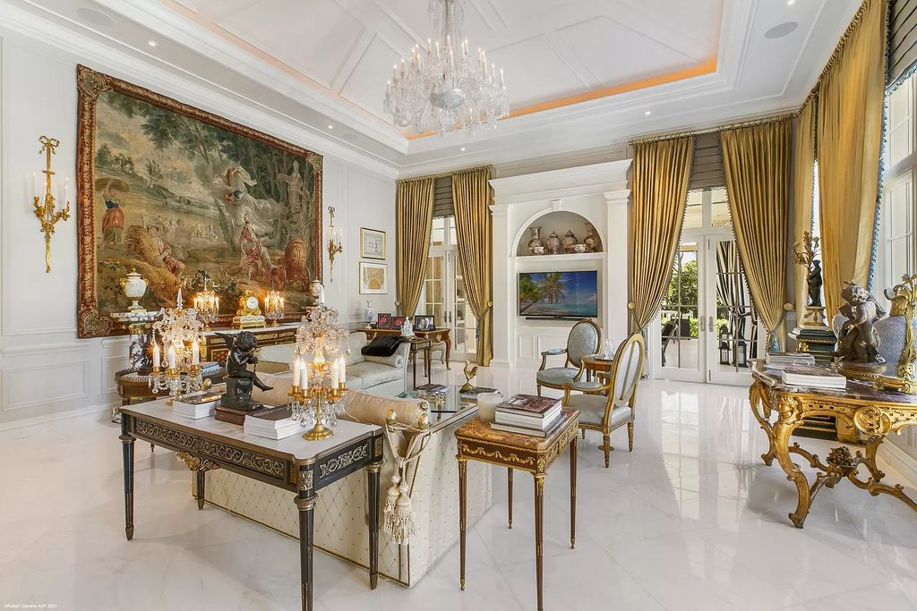 The Jupiter Home is an elegant French Country estate in one of the most sought over locations within The Bears Club now available for sale. This home located at 146 Bears Club Dr, Jupiter, Florida; offering 5 bedrooms and 10 bathrooms with over 10,000 square feet of living spaces.