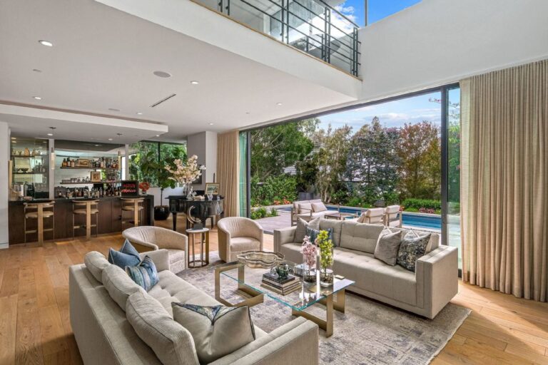 $8,649,000 Los Angeles Home Sets A New Standard For Modern Living