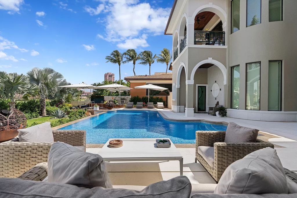 This-one-of-a-kind-Home-in-Boca-Raton-asking-10000000-comes-with-Exquisite-Renovation-16