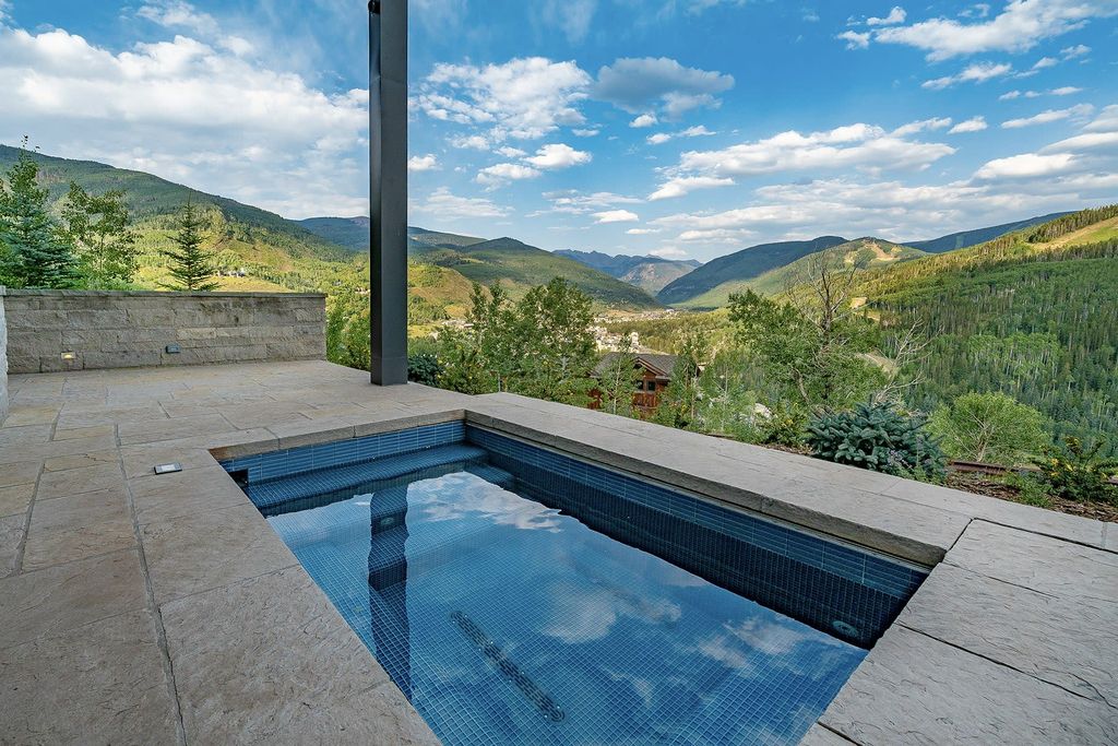 Vails-Newest-Mountain-Luxury-Home-with-Quintessential-Views-seeks-for-8500000-20