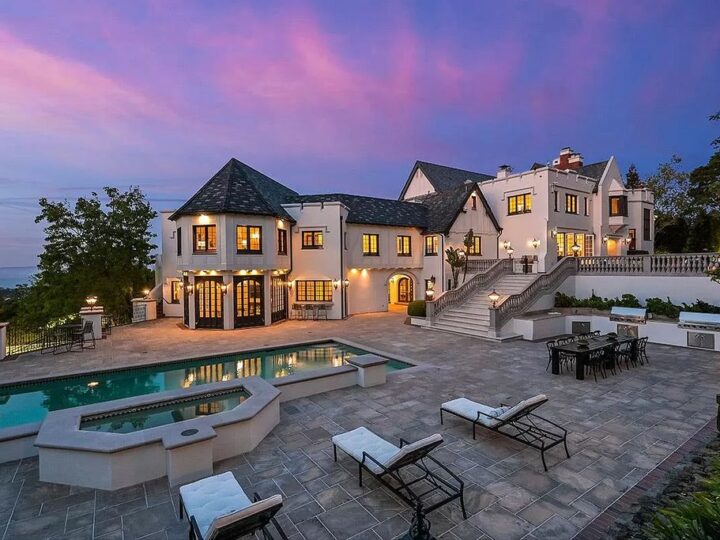 Hillsborough LUXURY HOUSES