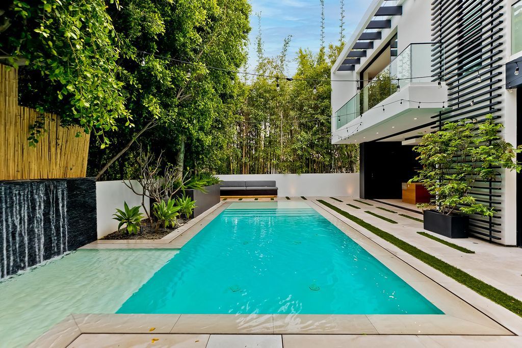 The Home in Los Angeles is a newer private, gated and sophisticated contemporary oasis with organic living space now available for sale. This home located at 1240 Sierra Alta Way, Los Angeles, California