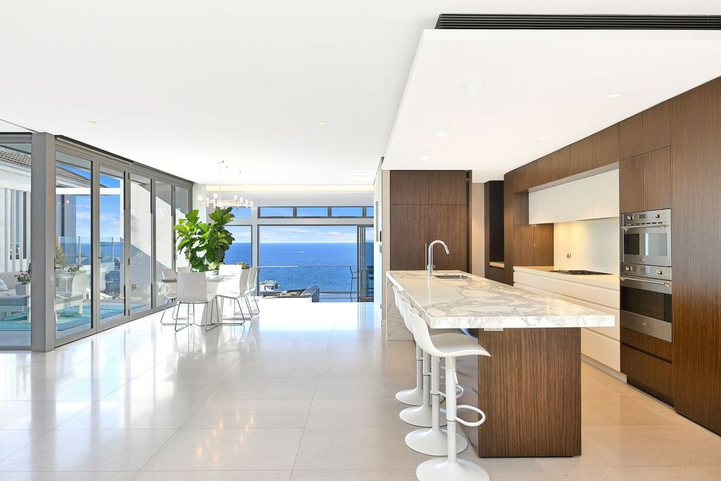  A luxury Lurline Bay home by talented Con Hairis in New South Wales for sale