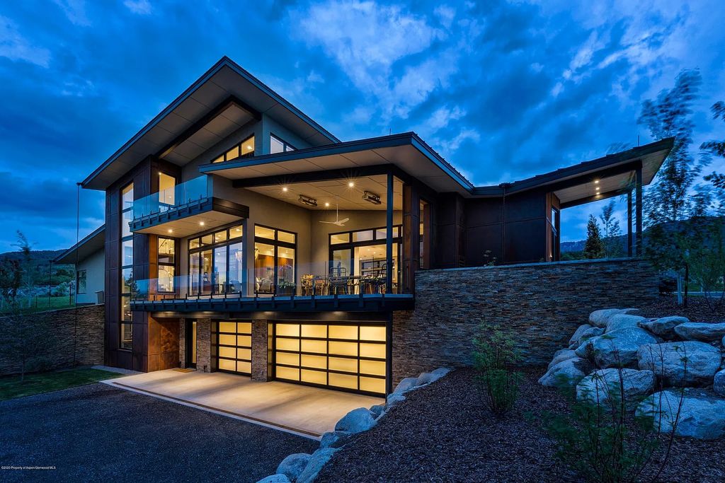 The Contemporary Home in Colorado is an architecturally sophisticated contemporary home with top of the line equestrian facilities now available for sale. This home located at 1430 Hooks Spur Rd, Basalt, Colorado; offering 7 bedrooms and 8 bathrooms with over 7,800 square feet of living spaces.