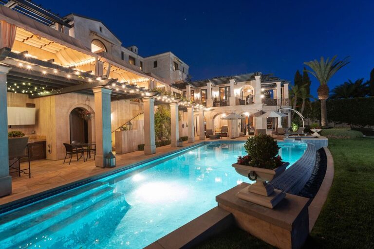 An Extraordinary Newport Beach Villa with Unimpeded View Asking for $23,900,000