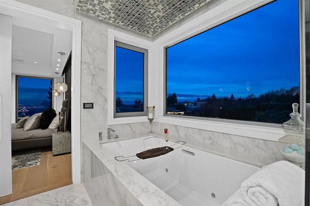Brand-New-World-Class-Residence-in-West-Vancouver-Sells-for-C14800000-14
