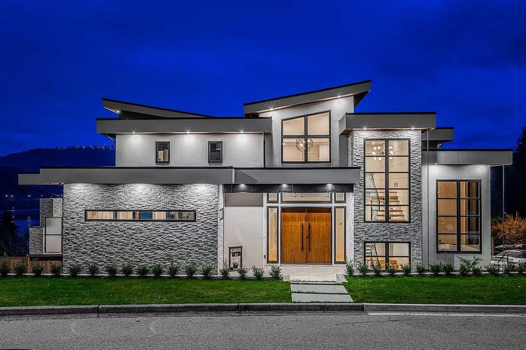 The Breathtaking Sunset House in Port Moody is an exquisite modern luxury home now available for sale. This home located at 168 Roe Dr, Pt Moody, BC V3H 3M8, Canada