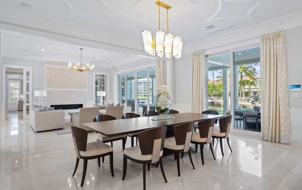 This Magnificent Home in Florida was executed by prestigious Wietsma Lippolis Construction. This home has lavish finishes, attention to detail, and outstanding craftsmanship
