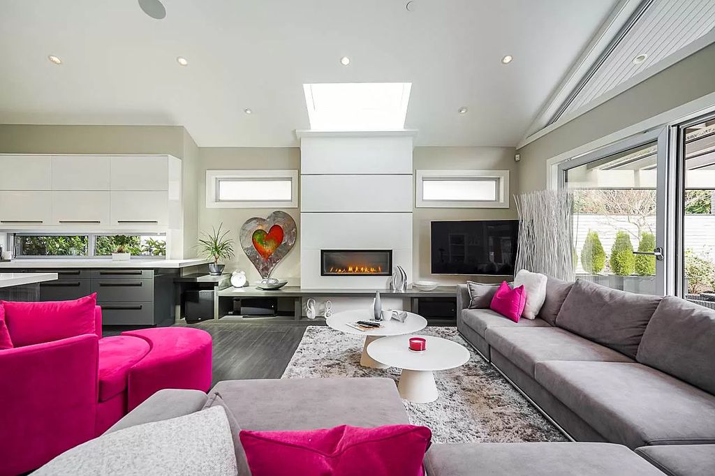 The Stunning Colorful Home in West Vancouver is the perfect blend of luxury, flexibility, and simplicity now available for sale. This home located at 332 Moyne Dr, West Vancouver, BC V7S 1J5, Canada
