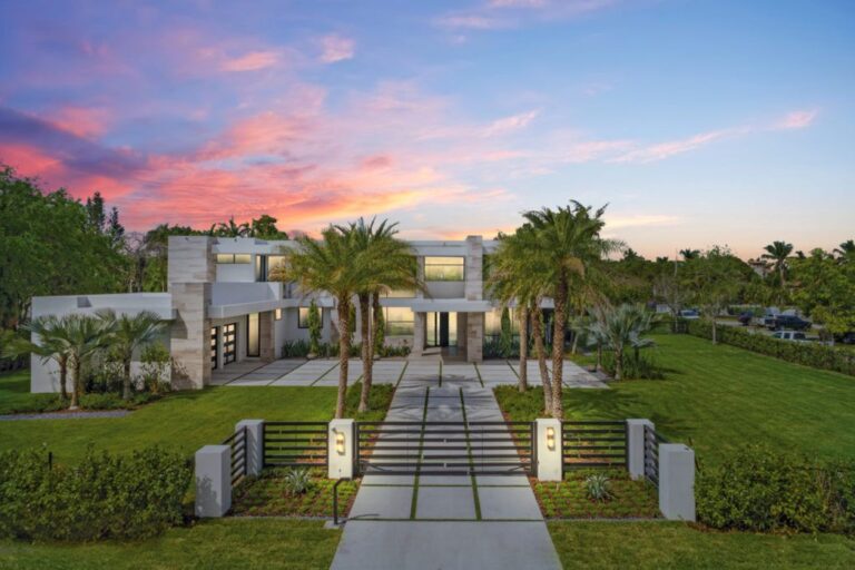Experience Tranquil and Luxurious Living of Pinecrest Modern Estate in Florida Built by Hollub Homes