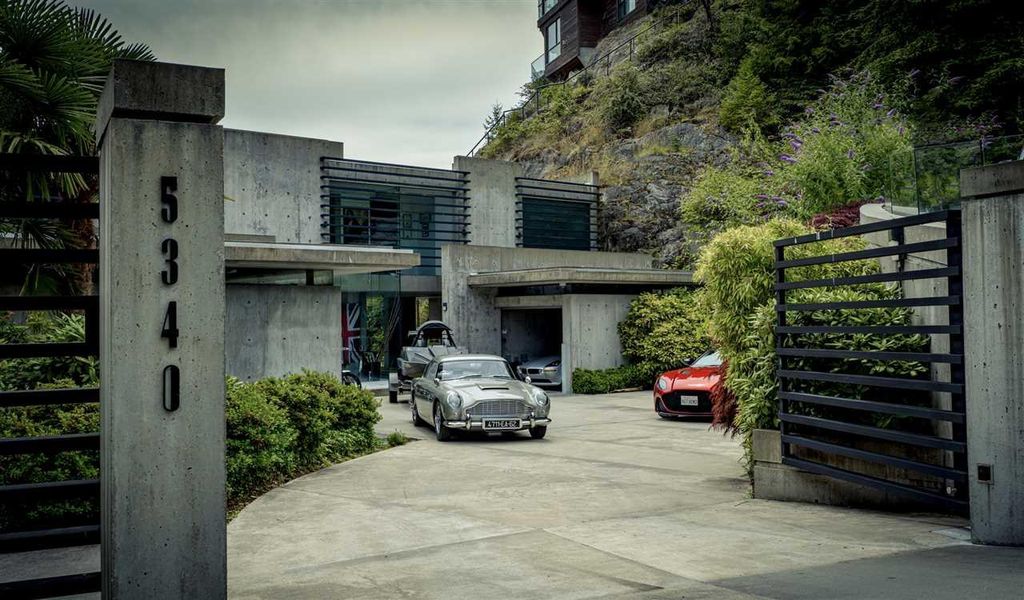 The Extraordinary Seaside Place Villa in West Vancouver situated in a world-class private gated community now available for sale. This home located at 5340 Seaside Pl, West Vancouver, BC V7W 3E2, Canada