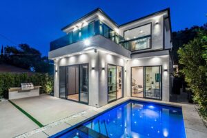 Flawless Modern Home in Studio City Built by Arzuman Brothers