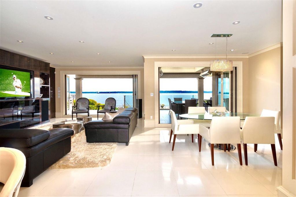 Glamorous-Oceanfront-Villa-in-West-Vancouver-asking-for-C15998000-8