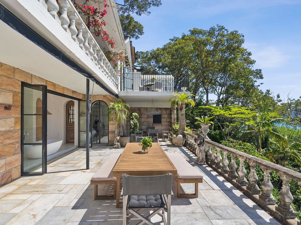 Gorgeous Palm Beach villa in New South Wales with idyllic views of Pittwater bay for sale