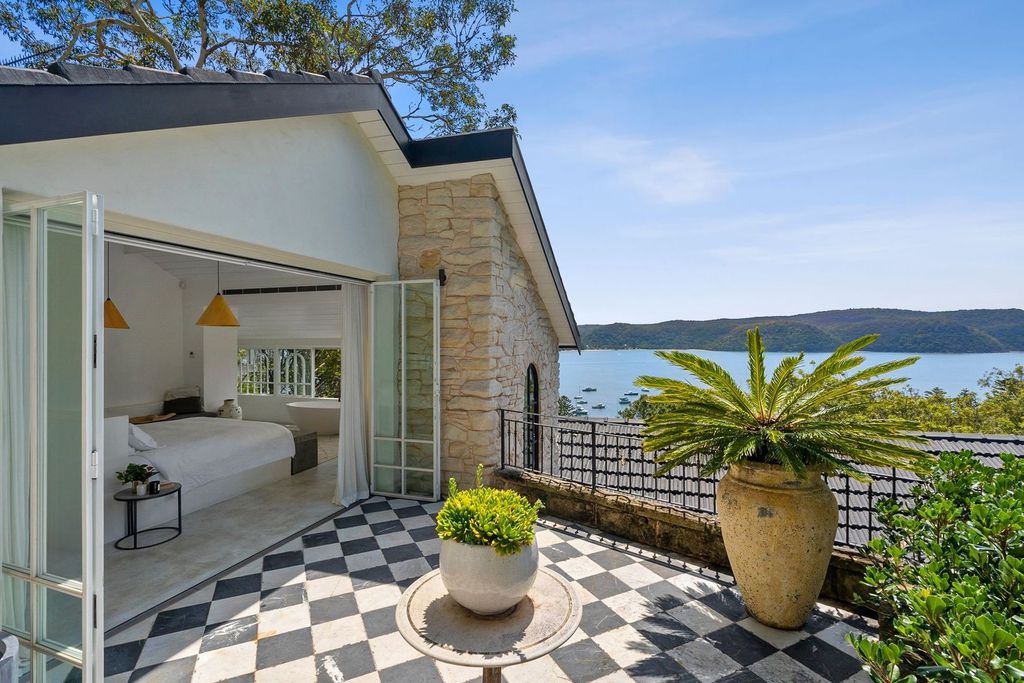 Gorgeous Palm Beach villa in New South Wales with idyllic views of Pittwater bay for sale