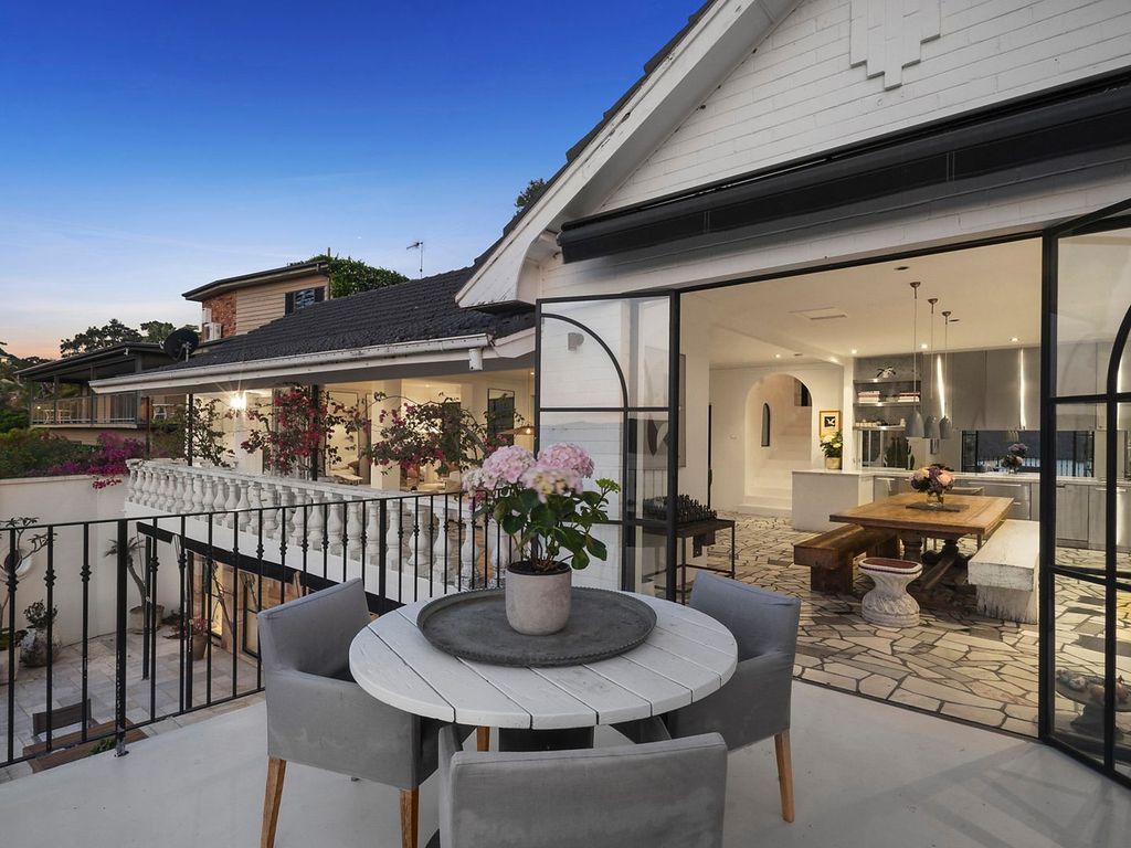 Gorgeous Palm Beach villa in New South Wales with idyllic views of Pittwater bay for sale