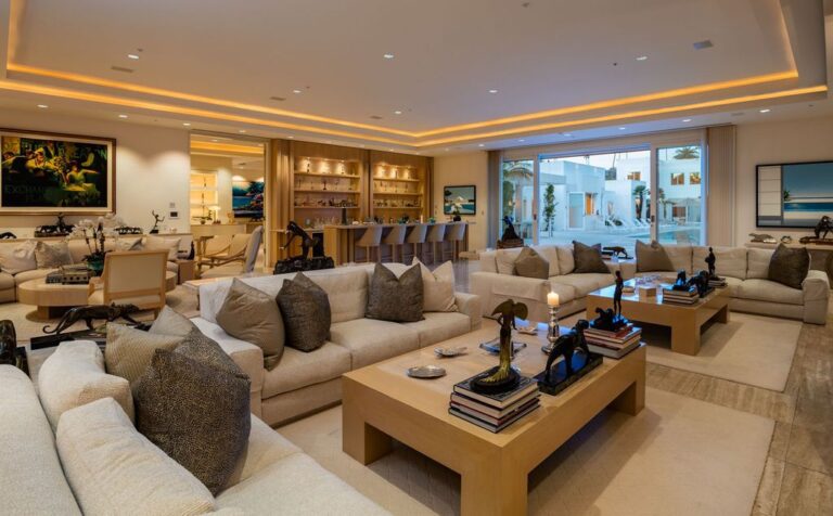 Magnificent Beverly Hills villa built with finest materials for luxury ...