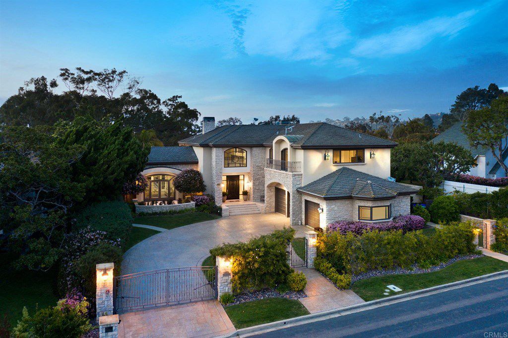 The La Jolla Home situated on a flat half acre of land in the heart of the Muirlands neighborhood offers ocean views now available for sale. This home located at 1260 Inspiration Dr, La Jolla, California; offering 5 bedrooms and 7 bathrooms with over 8,011 square feet of living spaces.