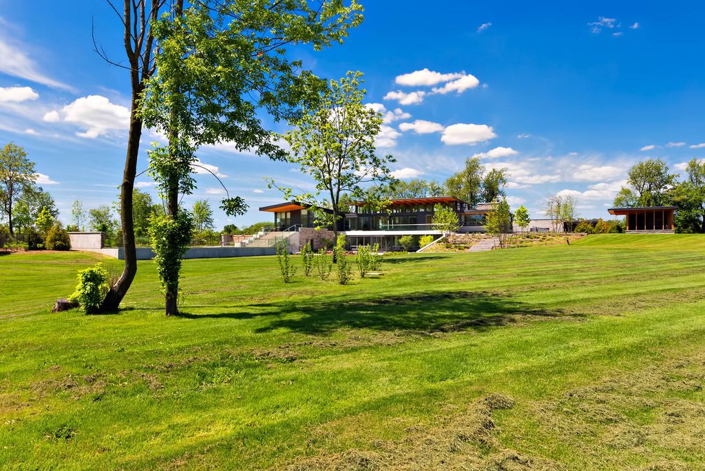 Millgrove-House-with-Stunning-views-of-Farmland-by-TomsMcNally-Design-4