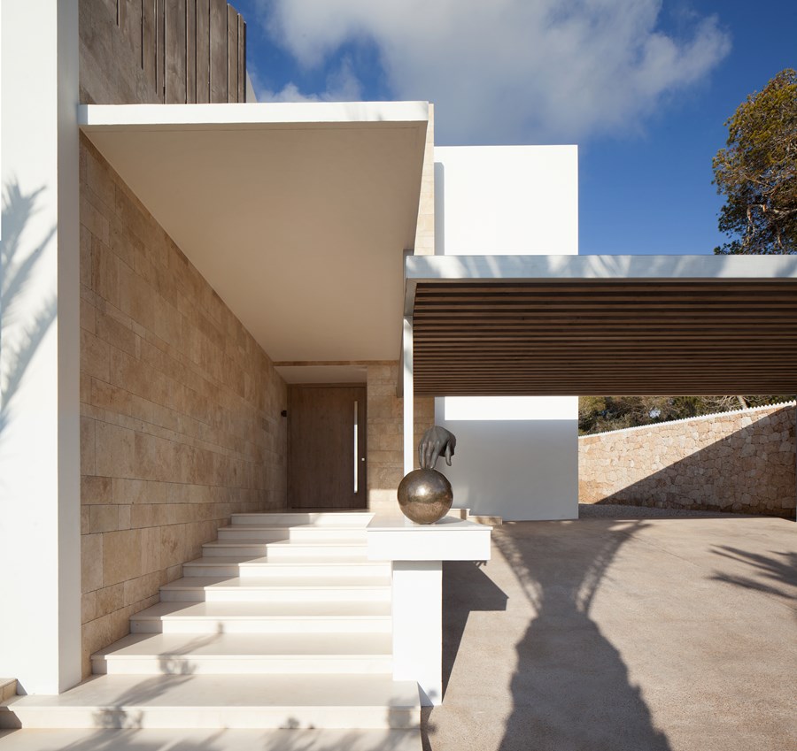 Modern-Roca-Llisa-Villa-Located-in-Breathtaking-Ibiza-in-Spain-by-SAOTA-35