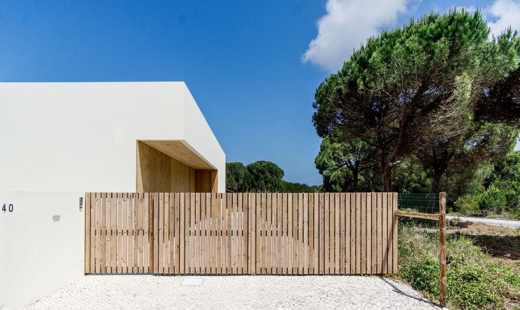 Namu House Surrounded by The Grandeur of Nature by [i]da Arquitectos