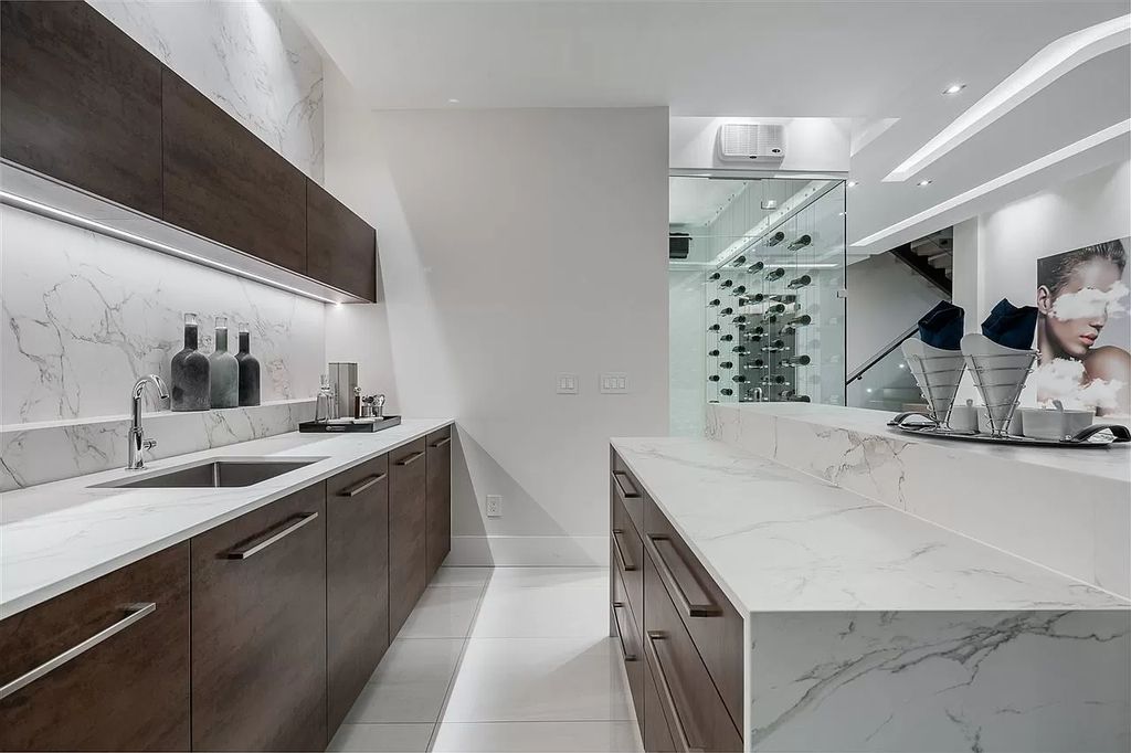 New-Ultra-luxury-Residence-in-West-Vancouver-hit-the-Market-for-C6280000-10