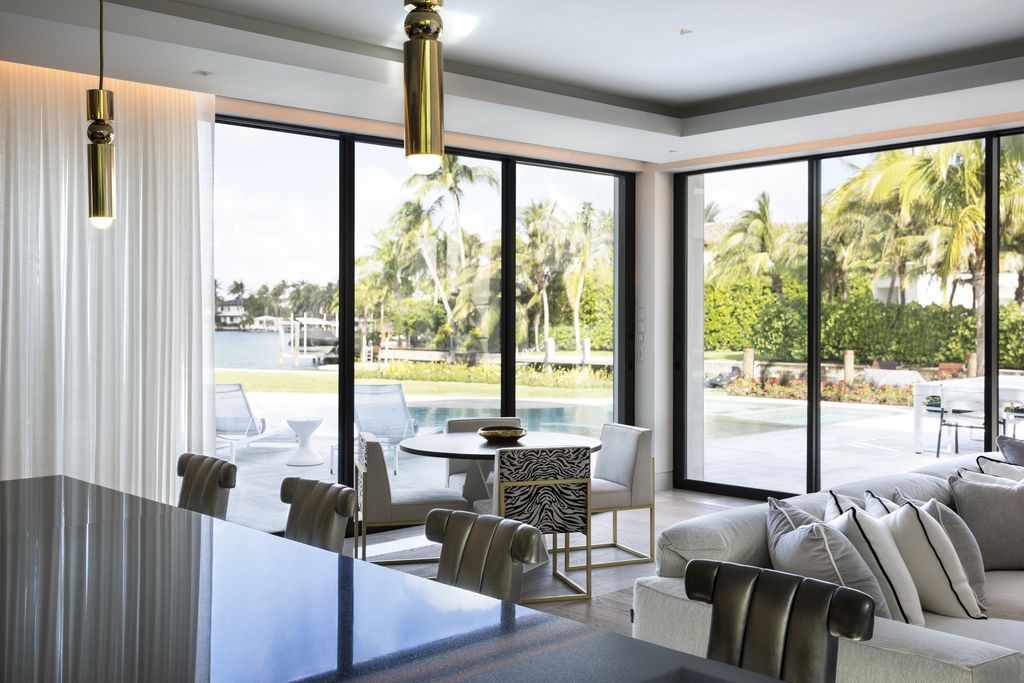 Outstanding-Luxury-House-in-Miami-Beach-Built-by-Bart-Reines-Luxury-HomeBuilder-7