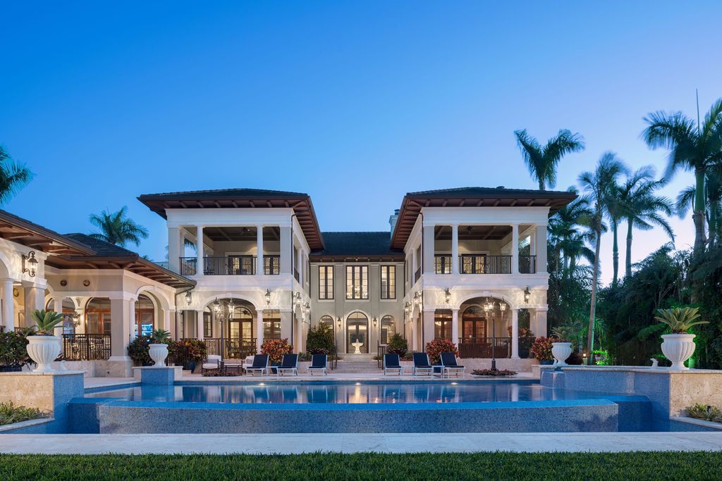 Stunning European waterfront house in Florida with direct access to Biscayne Bay