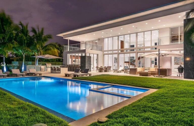 Superbly Equipped Contemporary Waterfront Home in Florida for $5.5M